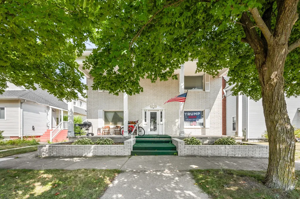 117 S Warren Avenue Big Rapids City MI 49307
