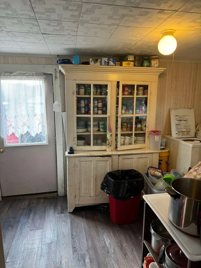 524 S Cherry Street Evart City MI 49631