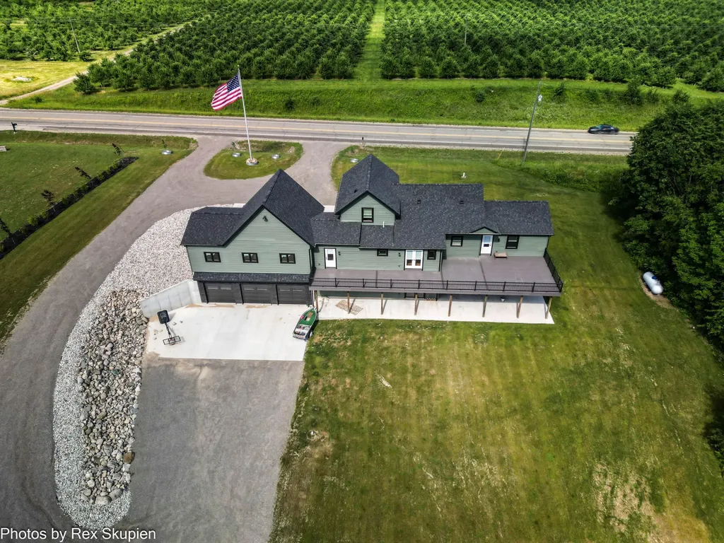 17090 Kenowa Avenue Tyrone Township MI 49330