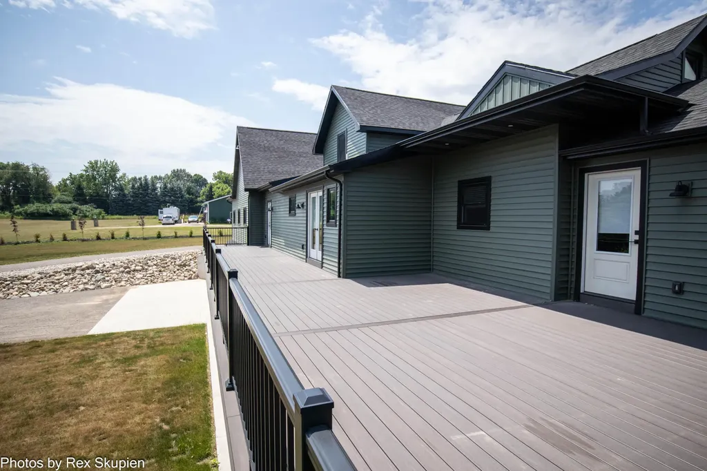 17090 Kenowa Avenue Tyrone Township MI 49330