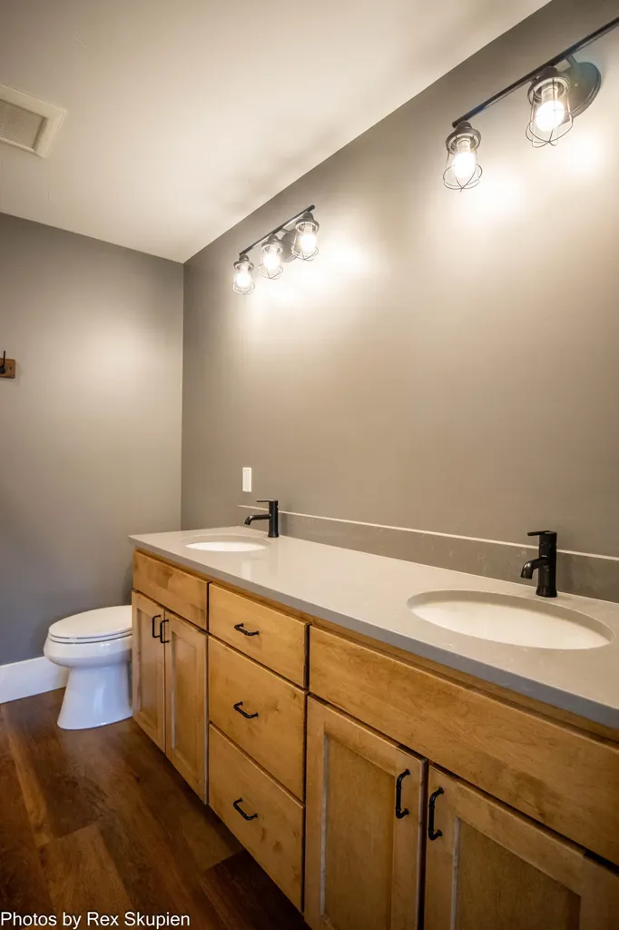 17090 Kenowa Avenue Tyrone Township MI 49330