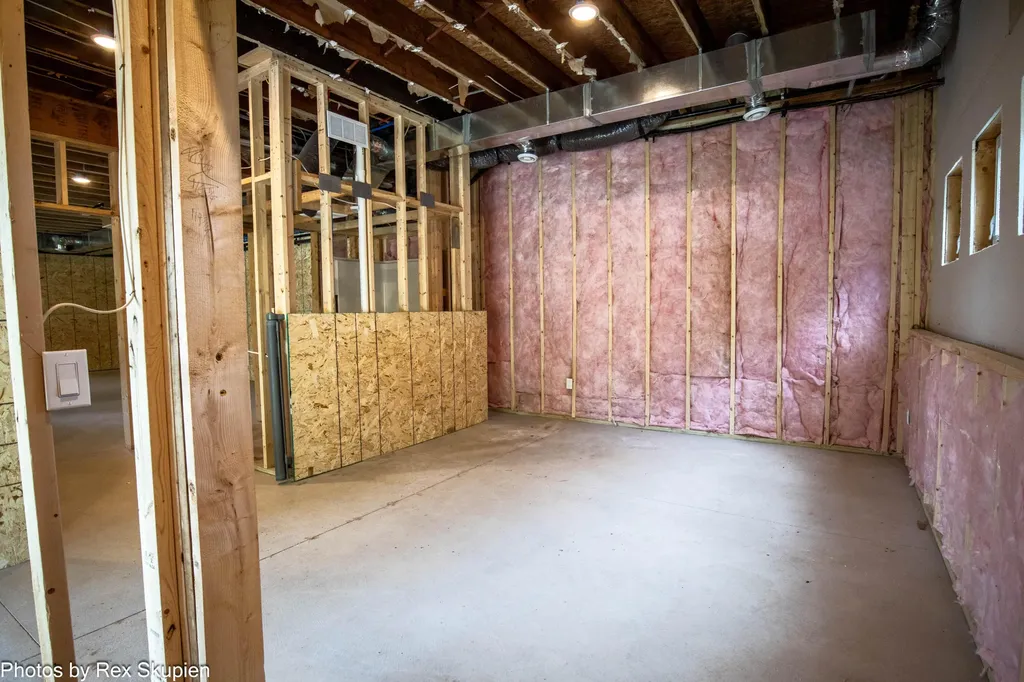 17090 Kenowa Avenue Tyrone Township MI 49330