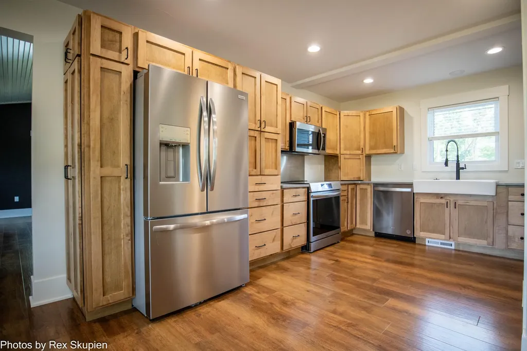 17090 Kenowa Avenue Tyrone Township MI 49330
