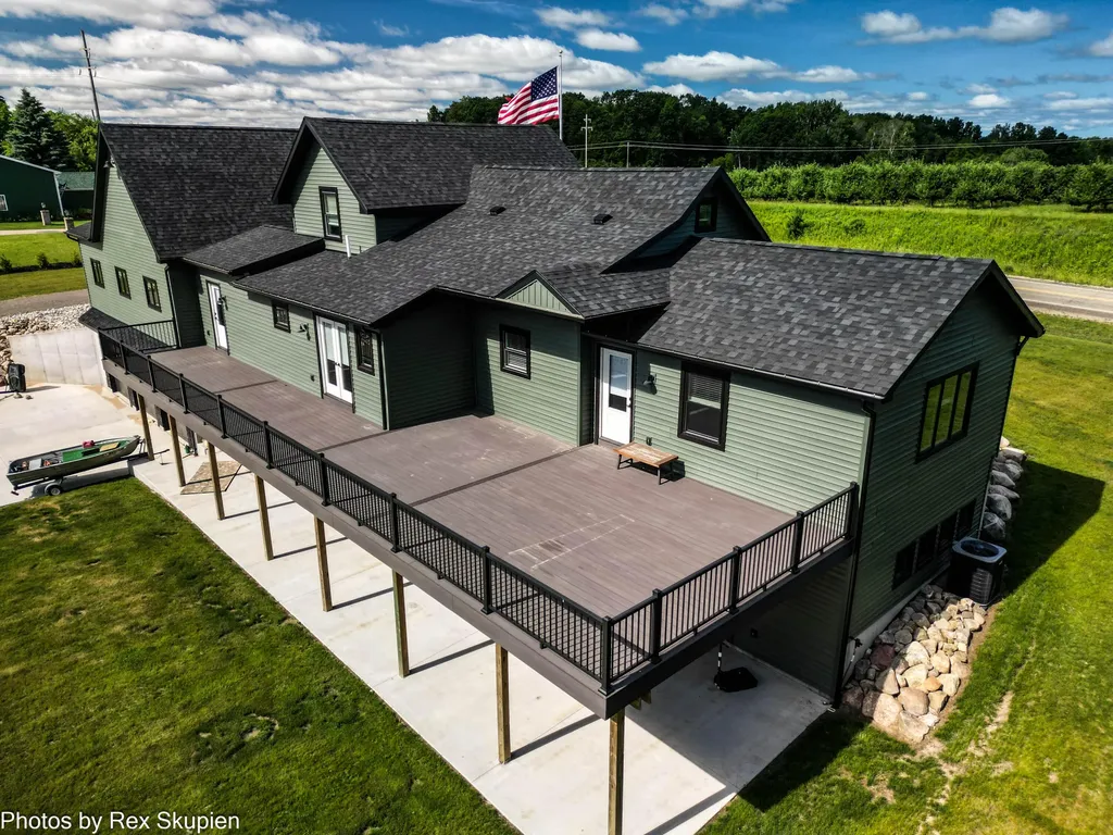 17090 Kenowa Avenue Tyrone Township MI 49330