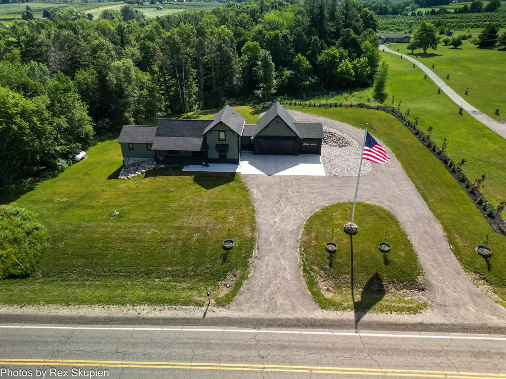 17090 Kenowa Avenue Tyrone Township MI 49330