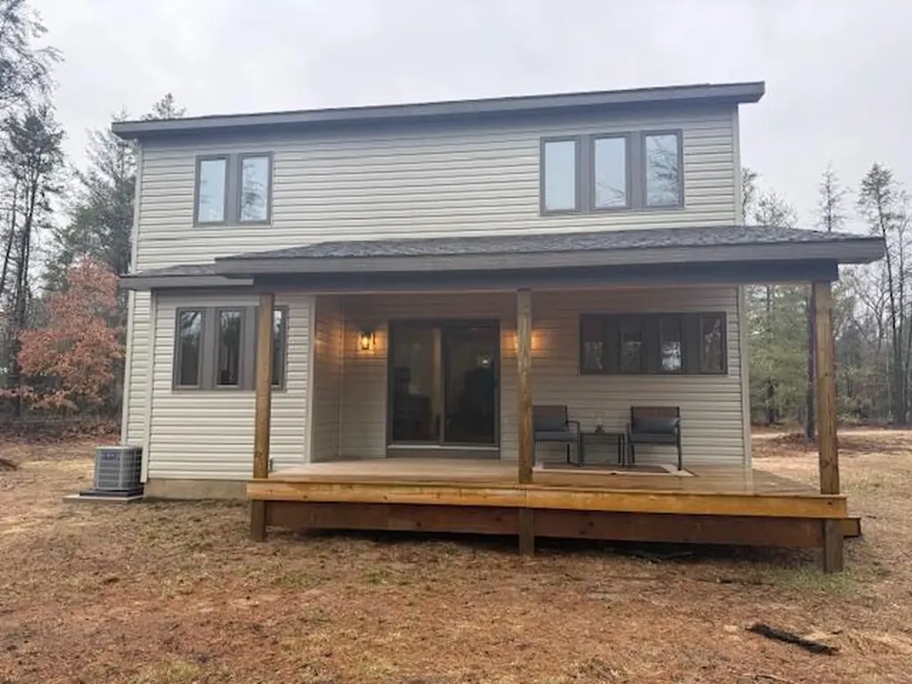 2083 S Lynx Track Trail Cherry Valley Township MI 49304