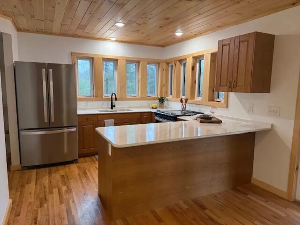 2083 S Lynx Track Trail Cherry Valley Township MI 49304