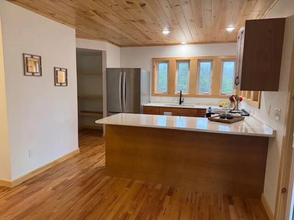 2083 S Lynx Track Trail Cherry Valley Township MI 49304