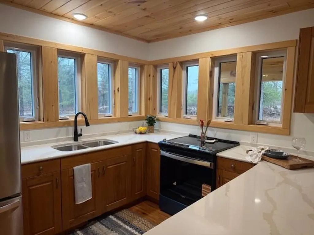 2083 S Lynx Track Trail Cherry Valley Township MI 49304