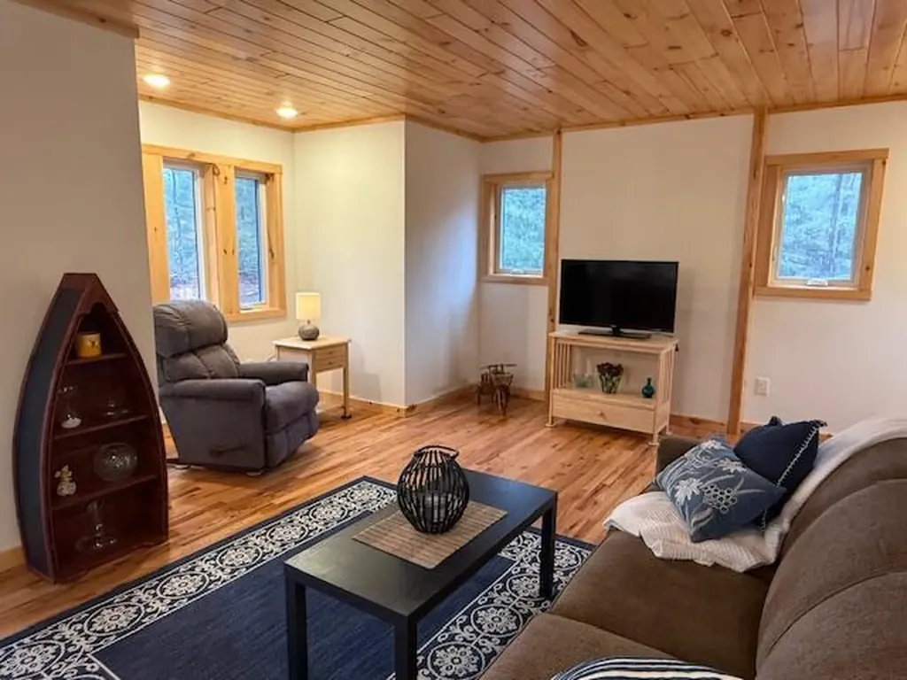 2083 S Lynx Track Trail Cherry Valley Township MI 49304