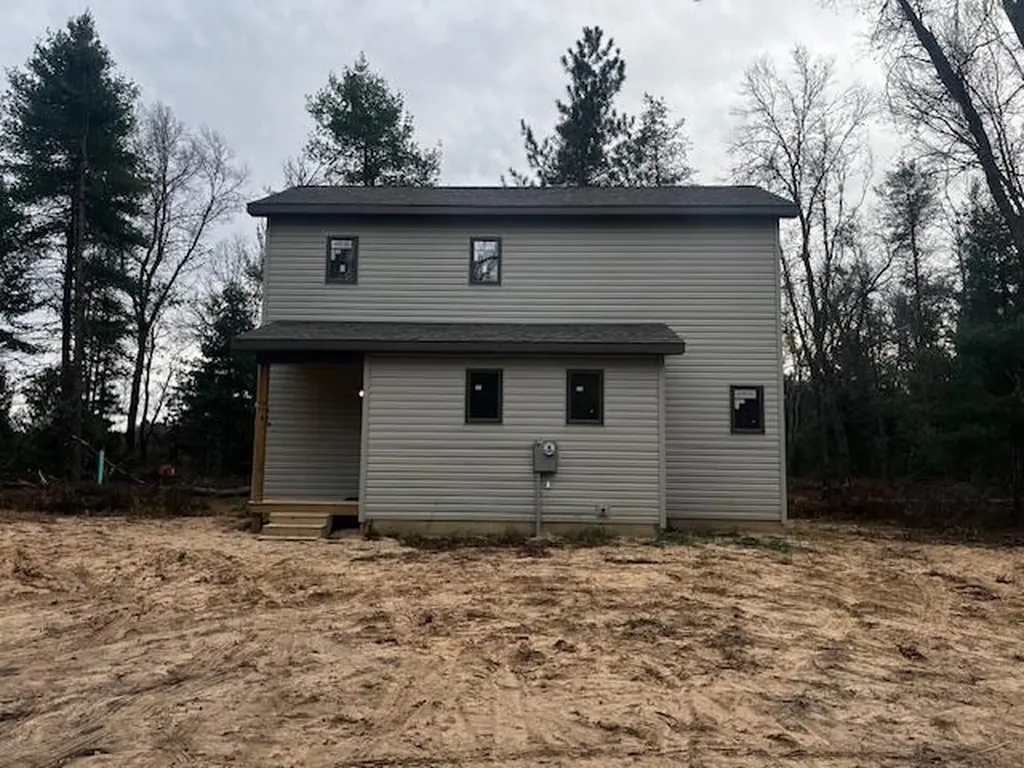 2083 S Lynx Track Trail Cherry Valley Township MI 49304