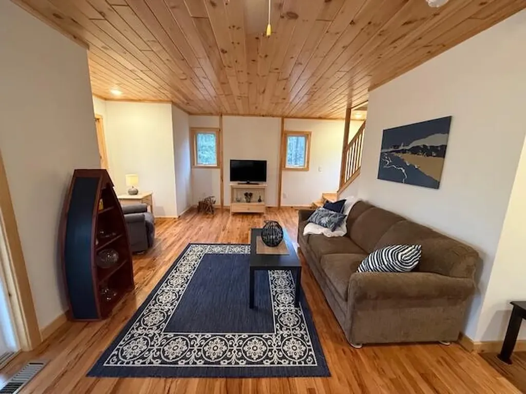 2083 S Lynx Track Trail Cherry Valley Township MI 49304