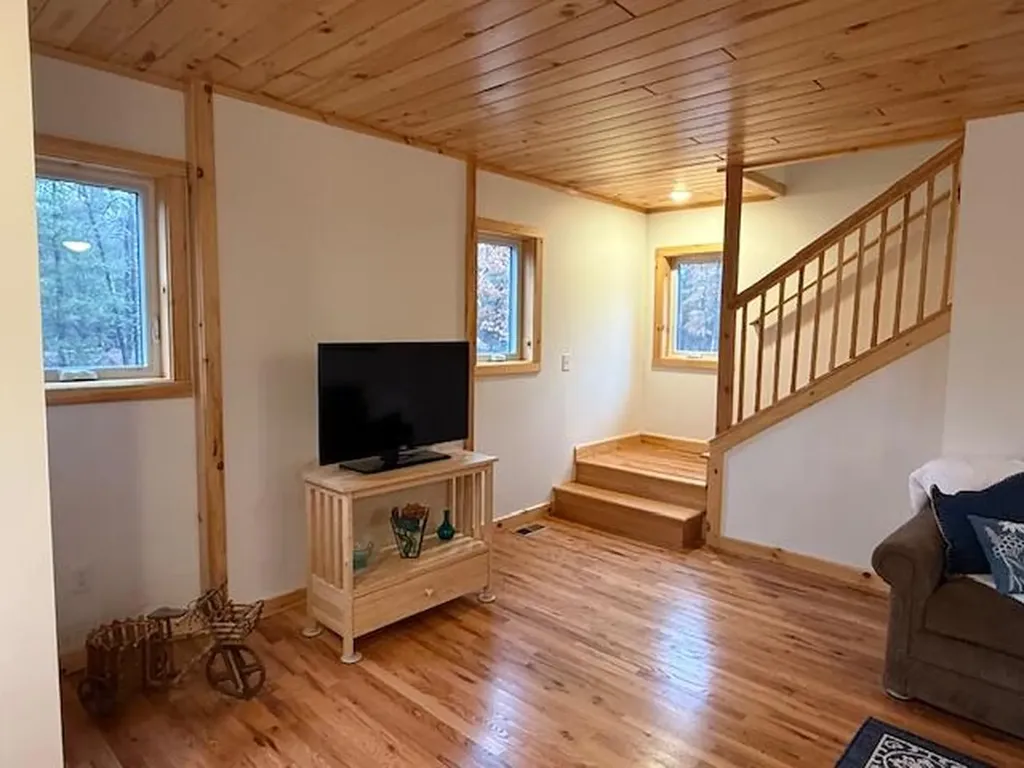 2083 S Lynx Track Trail Cherry Valley Township MI 49304