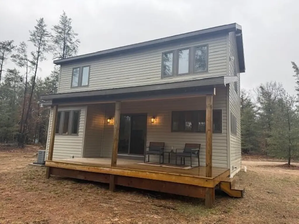 2083 S Lynx Track Trail Cherry Valley Township MI 49304