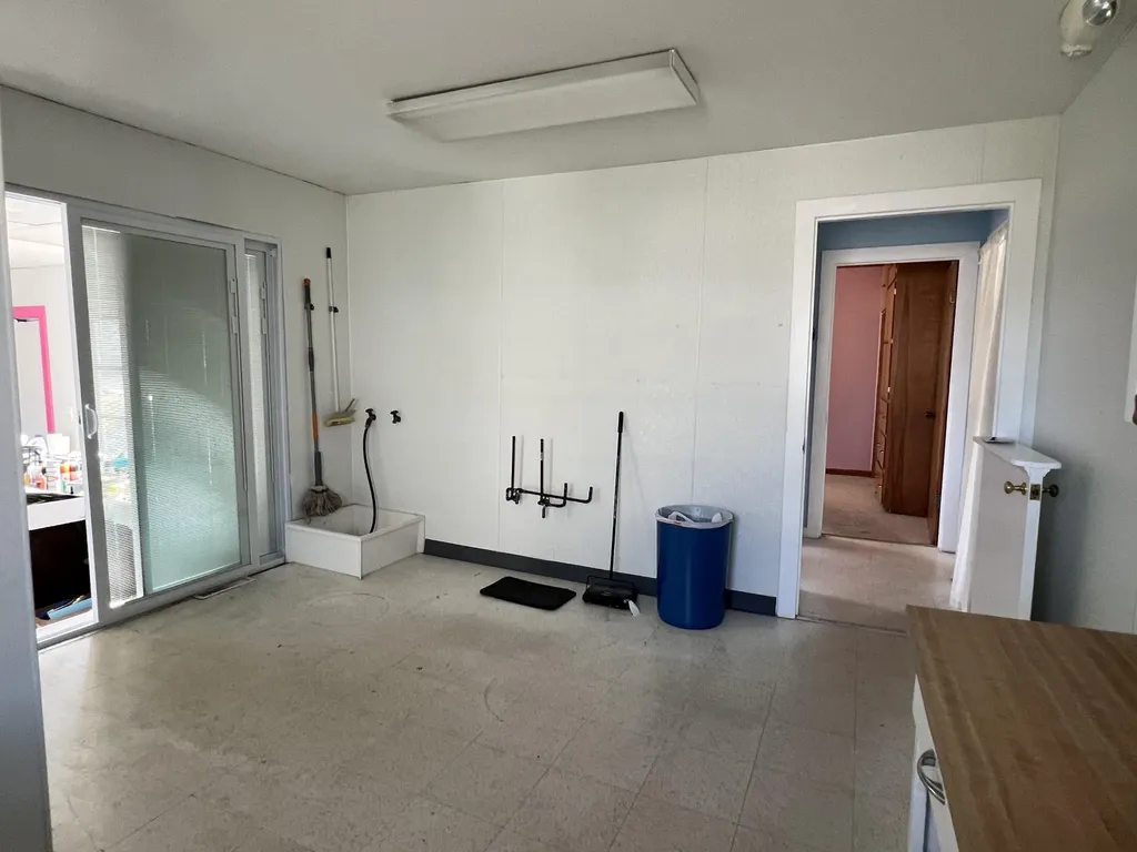 4906 E Pickard Street Union Charter Township MI 48858