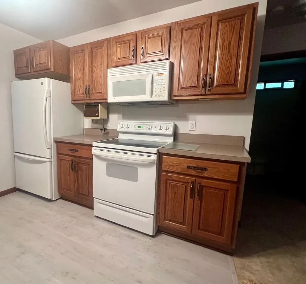 5576 S Whalen Lake Road Unknown City MI 49304