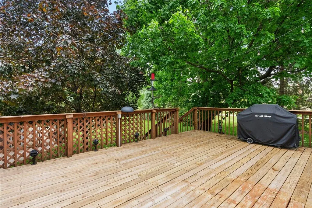11781 8th Avenue NW Tallmadge Charter Township MI 49534