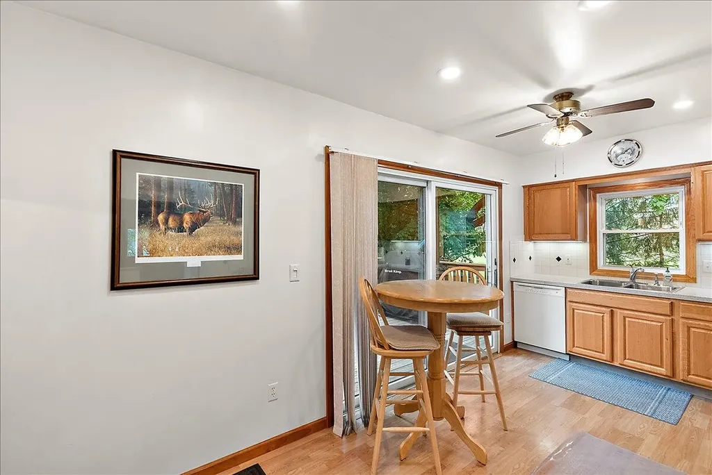 11781 8th Avenue NW Tallmadge Charter Township MI 49534