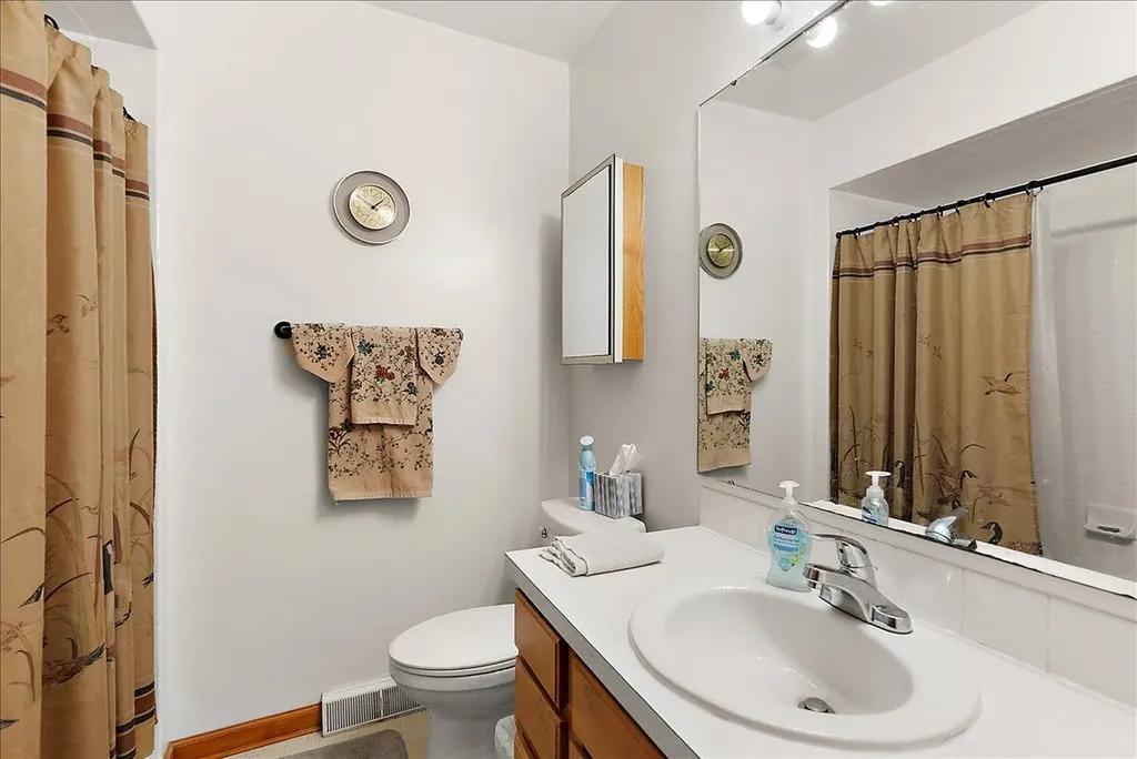 11781 8th Avenue NW Tallmadge Charter Township MI 49534