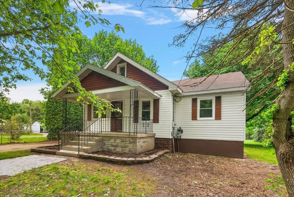 11781 8th Avenue NW Tallmadge Charter Township MI 49534