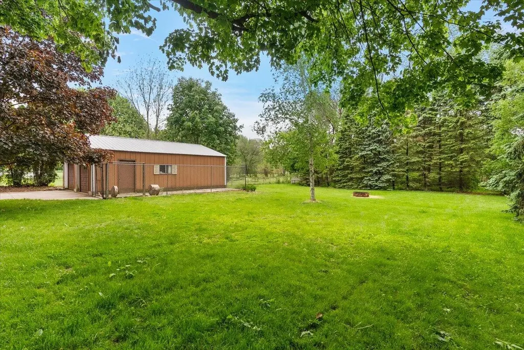 11781 8th Avenue NW Tallmadge Charter Township MI 49534