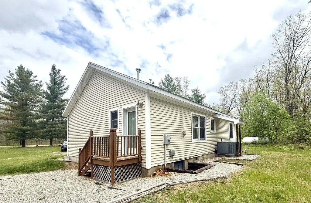 2472 W 14 Mile Road Lilley Township MI 49309