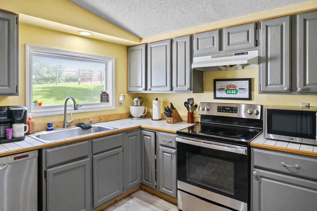 1674 W 104th Street Ashland Township MI 49327