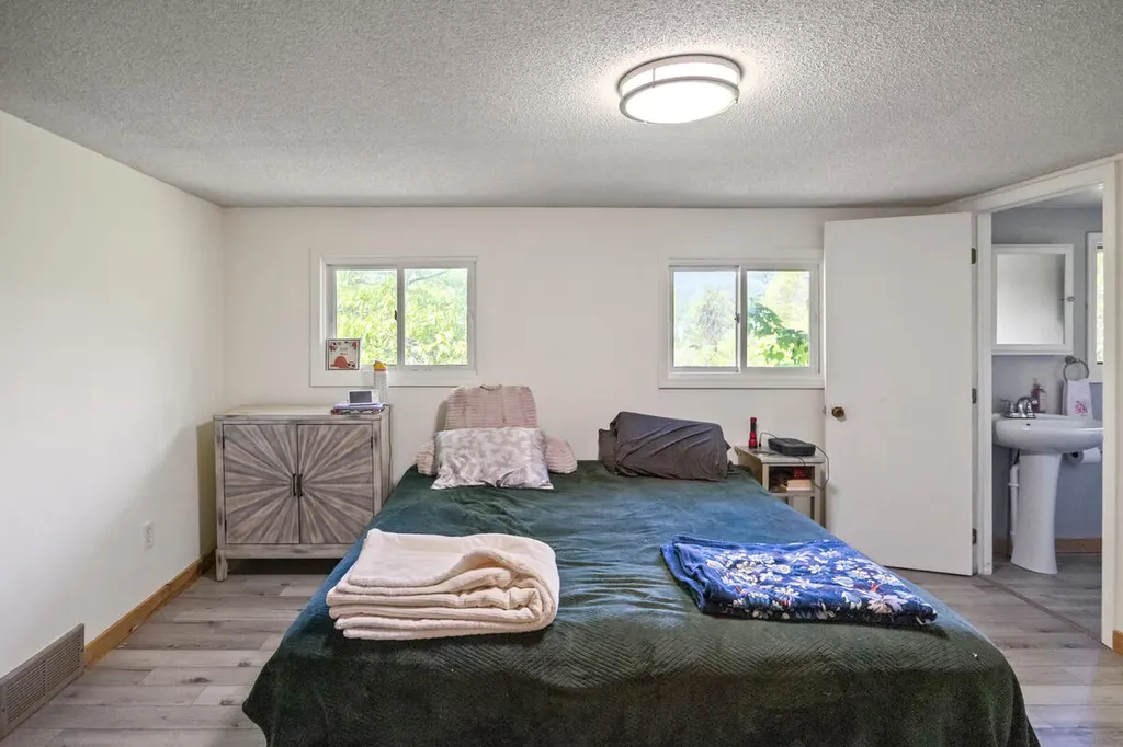 1674 W 104th Street Ashland Township MI 49327