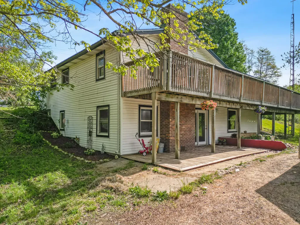 1674 W 104th Street Ashland Township MI 49327