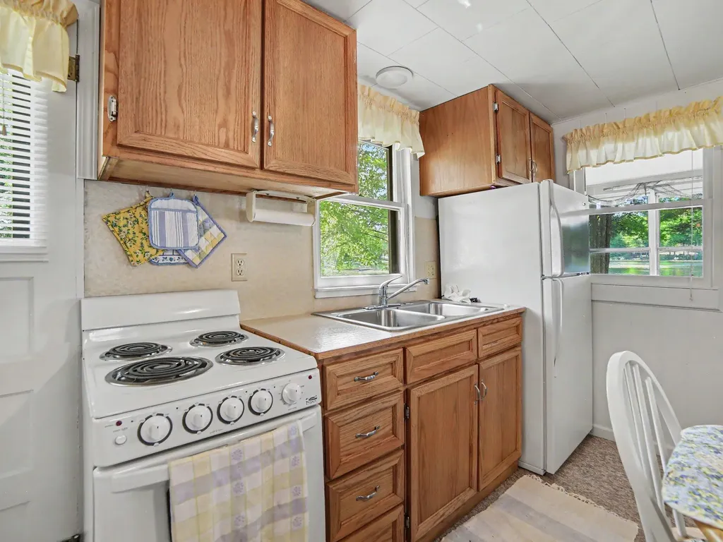 9031 Acorn Drive Greenwood Township MI 49425