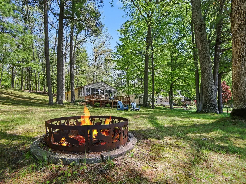 9031 Acorn Drive Greenwood Township MI 49425