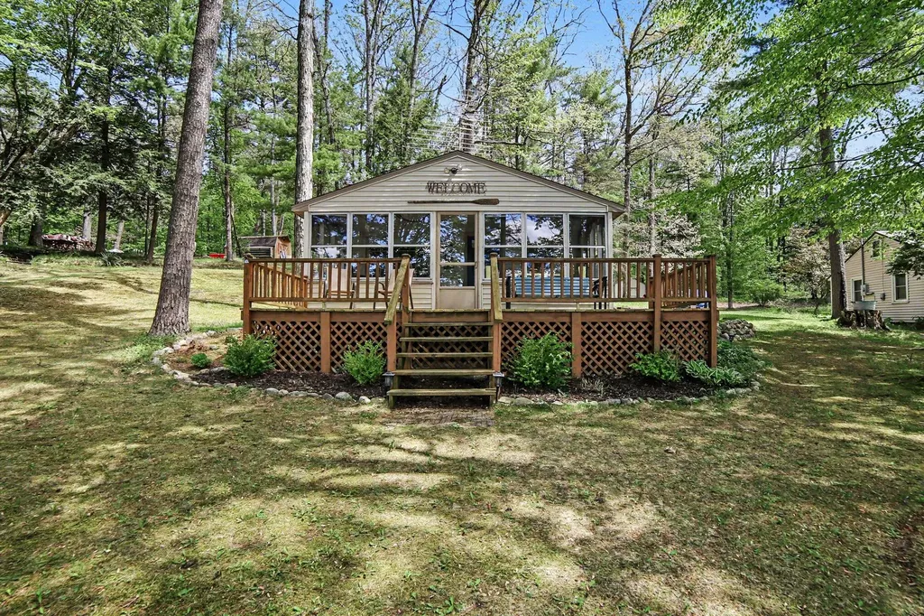 9031 Acorn Drive Greenwood Township MI 49425