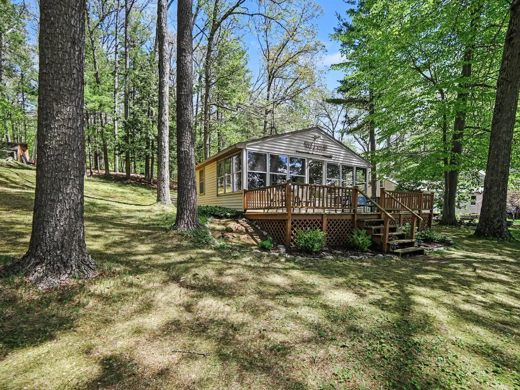 9031 Acorn Drive Greenwood Township MI 49425