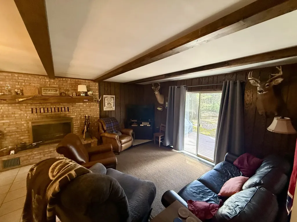 4047 E Creek Wood Drive Cherry Valley Township MI 49623
