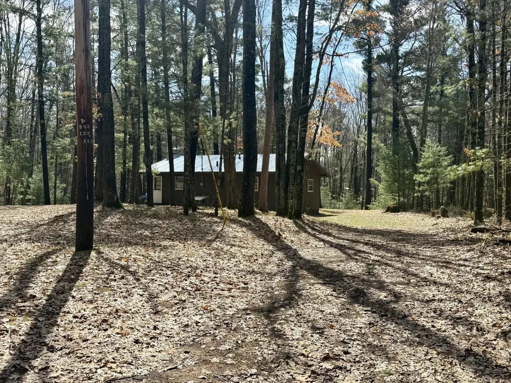 4047 E Creek Wood Drive Cherry Valley Township MI 49623