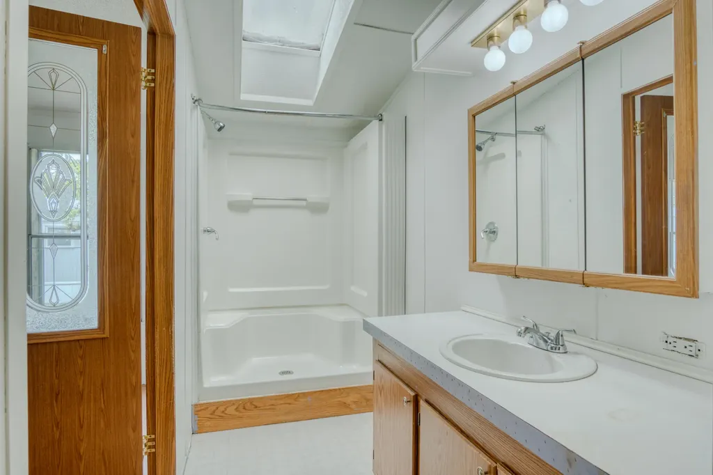 2261 Drive In Lane Union Charter Township MI 48858