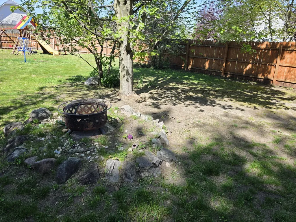 213 S Higbee Street Reed City City MI 49677