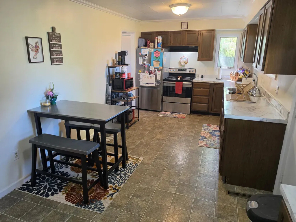 213 S Higbee Street Reed City City MI 49677