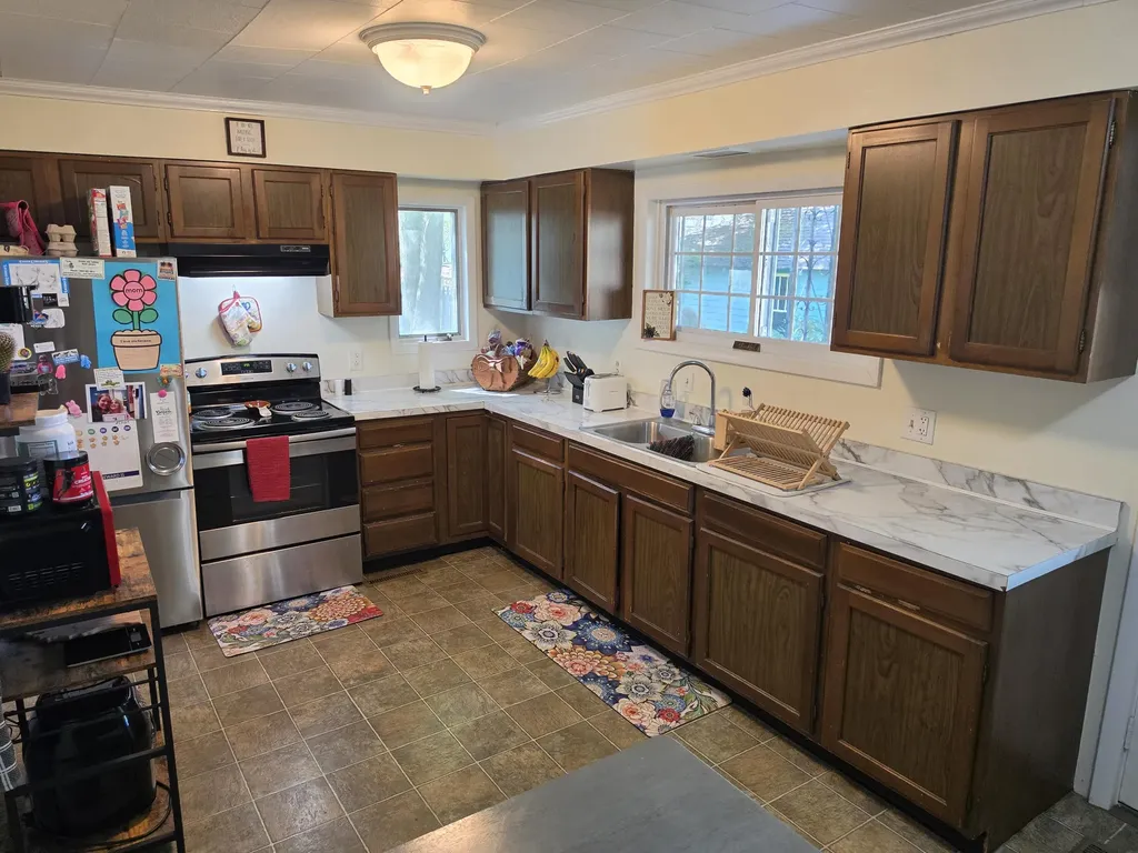 213 S Higbee Street Reed City City MI 49677