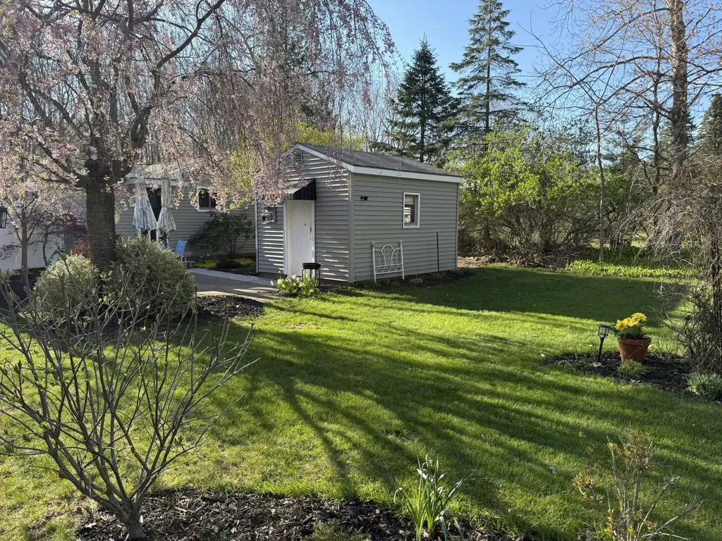 2148 N Lakeshore Drive Hamlin Township MI 49431