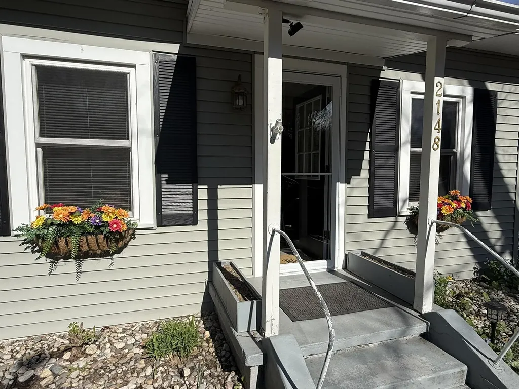 2148 N Lakeshore Drive Hamlin Township MI 49431