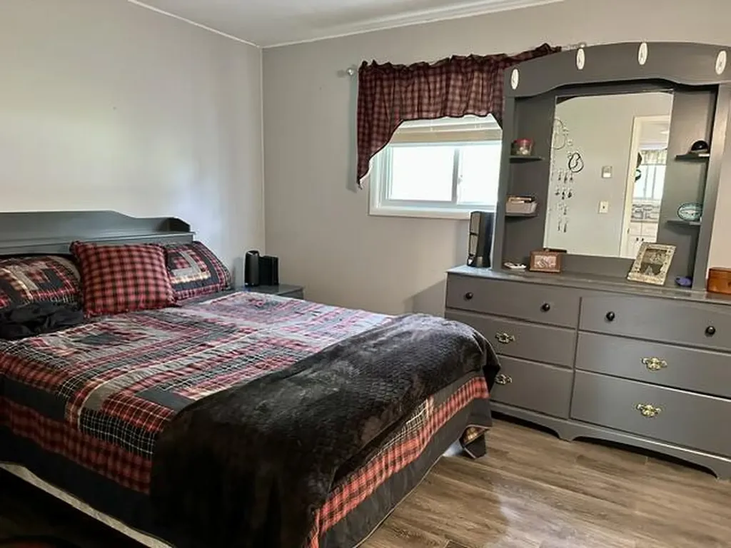 8942 E M-20 Newfield Township MI 49421