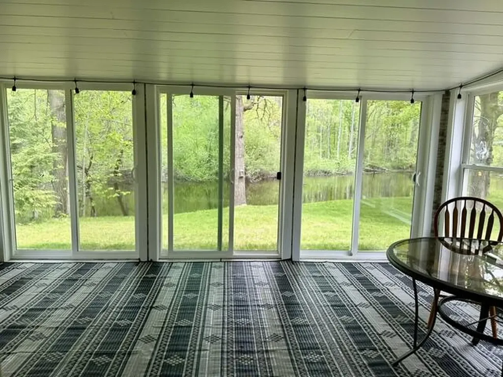 8942 E M-20 Newfield Township MI 49421