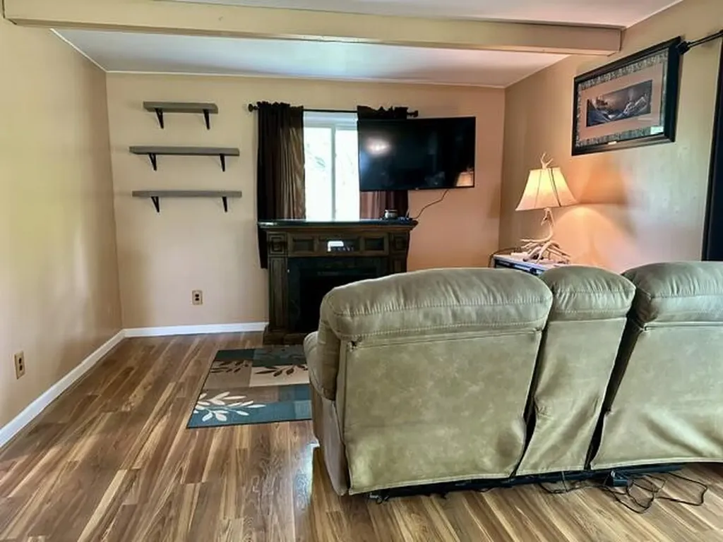 8942 E M-20 Newfield Township MI 49421