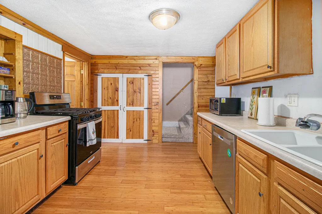 314 S 3rd Avenue Big Rapids City MI 49307