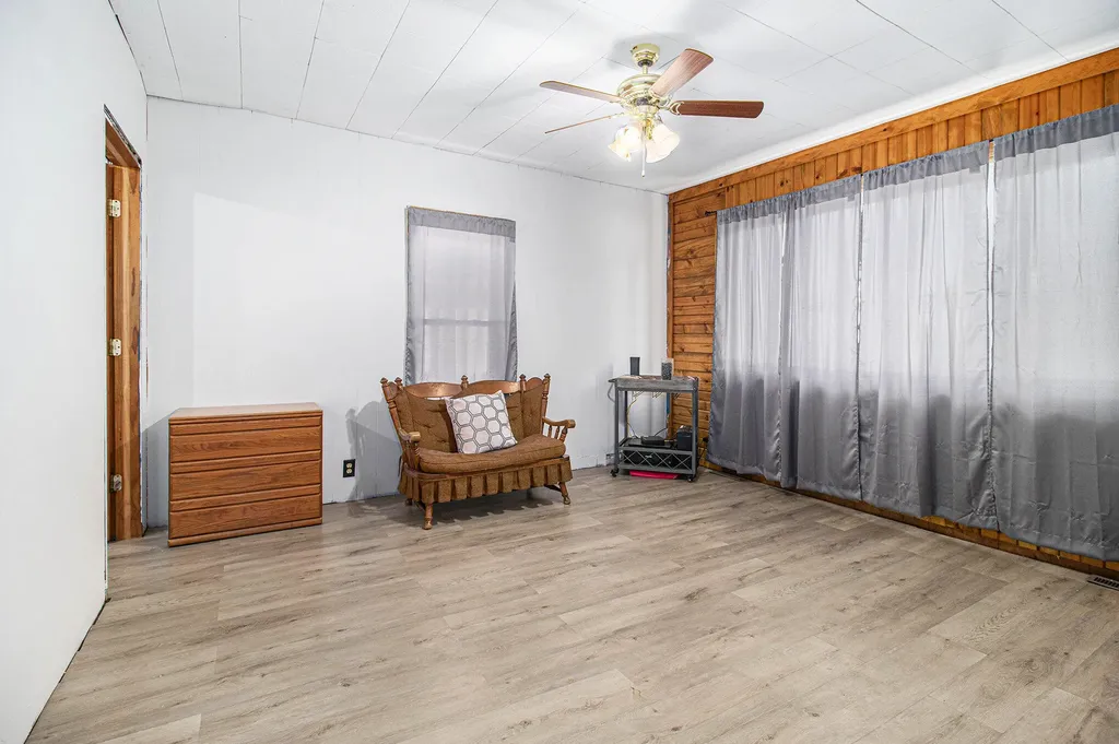 314 S 3rd Avenue Big Rapids City MI 49307