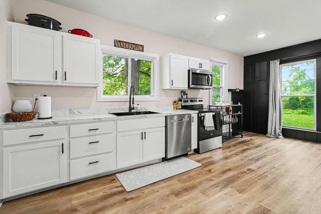 215 E Washington Street Greenville City MI 48838