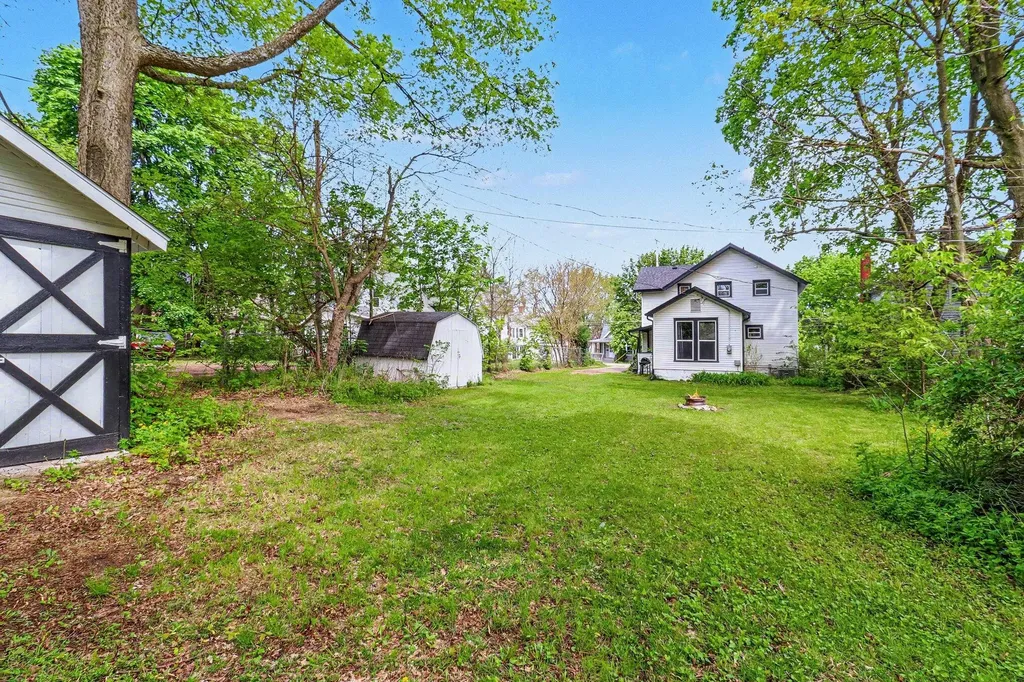 215 E Washington Street Greenville City MI 48838