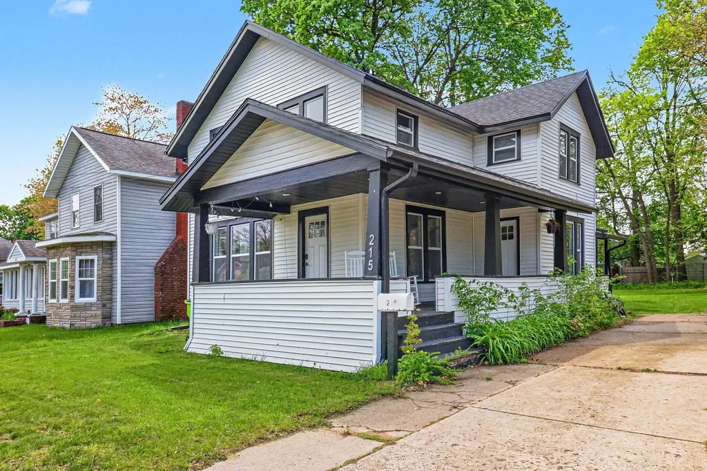 215 E Washington Street Greenville City MI 48838