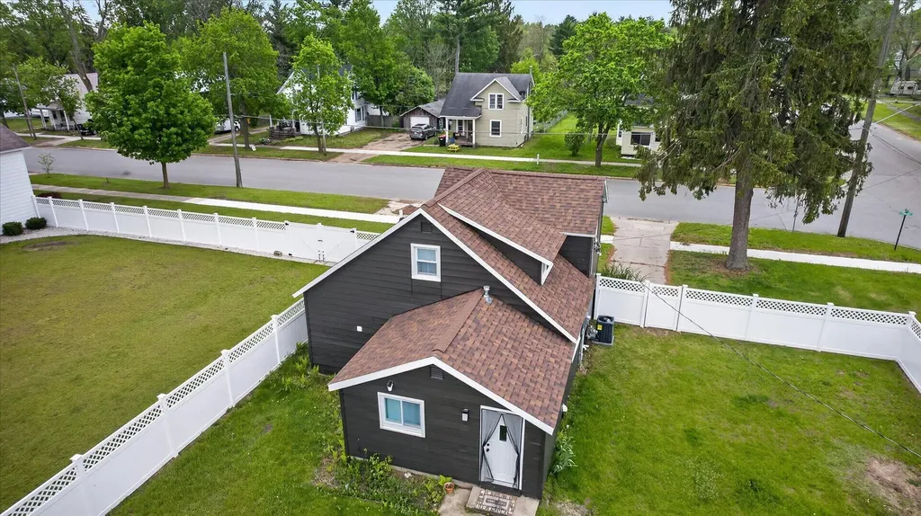 252 W Stimson Avenue Reed City City MI 49677